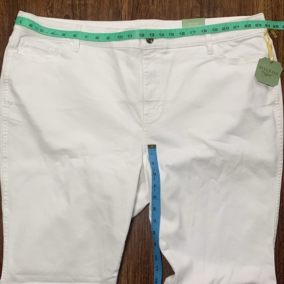 Ryegrass High-Waist Flare Leg White Jeans 24W NWT - Picture 7 of 8